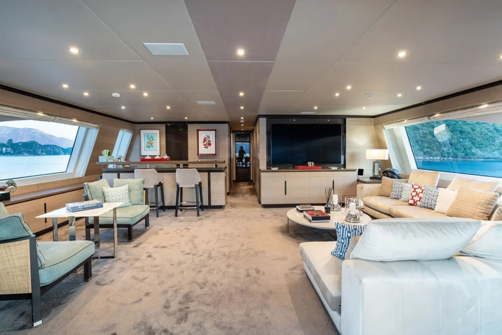 Elizabeth Yacht