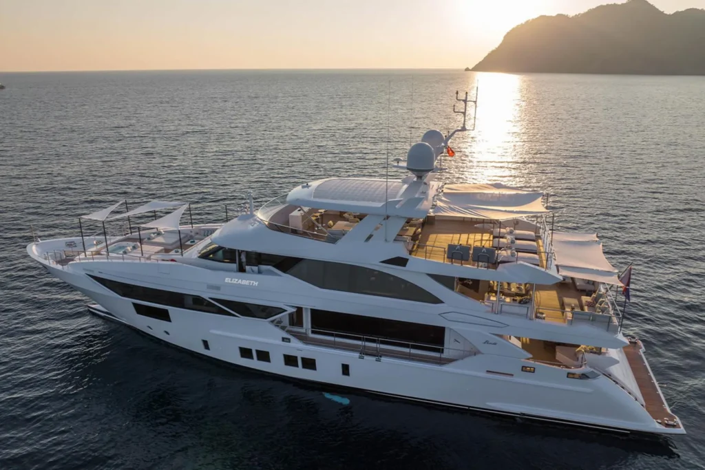 Elizabeth Yacht